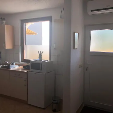Adria Holiday Sabunike 3 Apartment