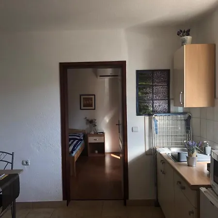 公寓 Adria Holiday Sabunike 3 *